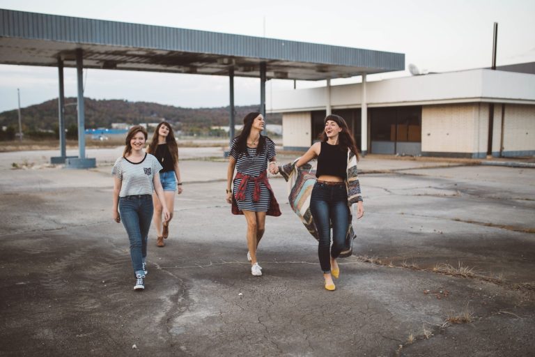 Travel with friends this summer